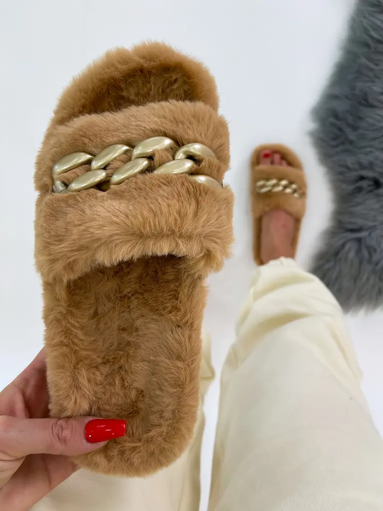 Chlpaté papuče s retiazkou KERY+ - next