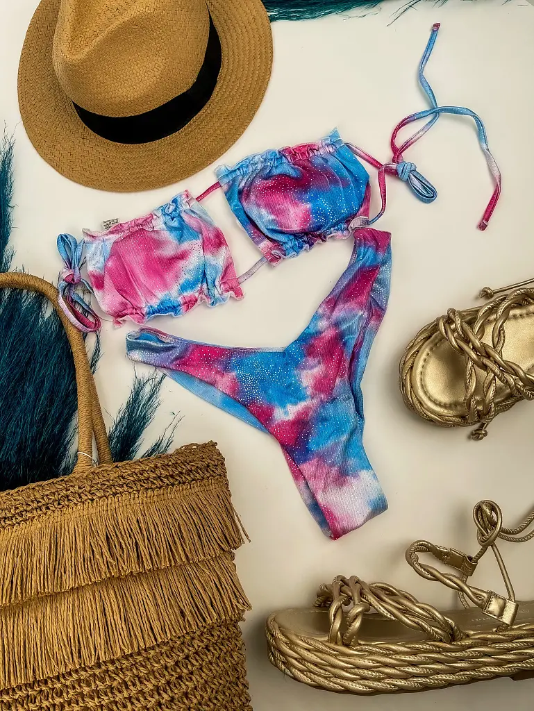 Pestrofarebné bikiny