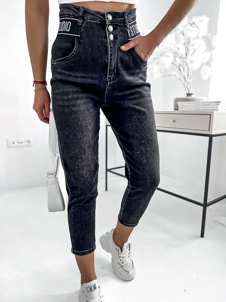 Vysoko-pásové čierne mom fit rifle - next