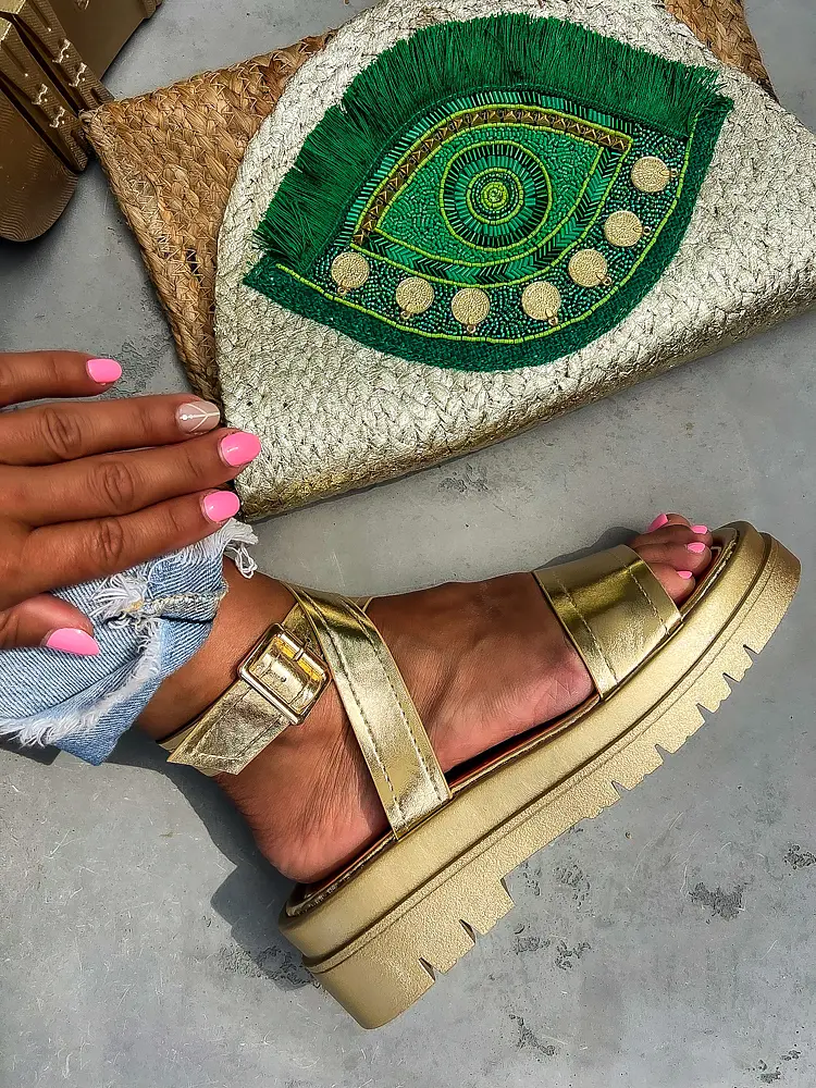 Ultraľahké zlaté sandále GILLIAN* - next
