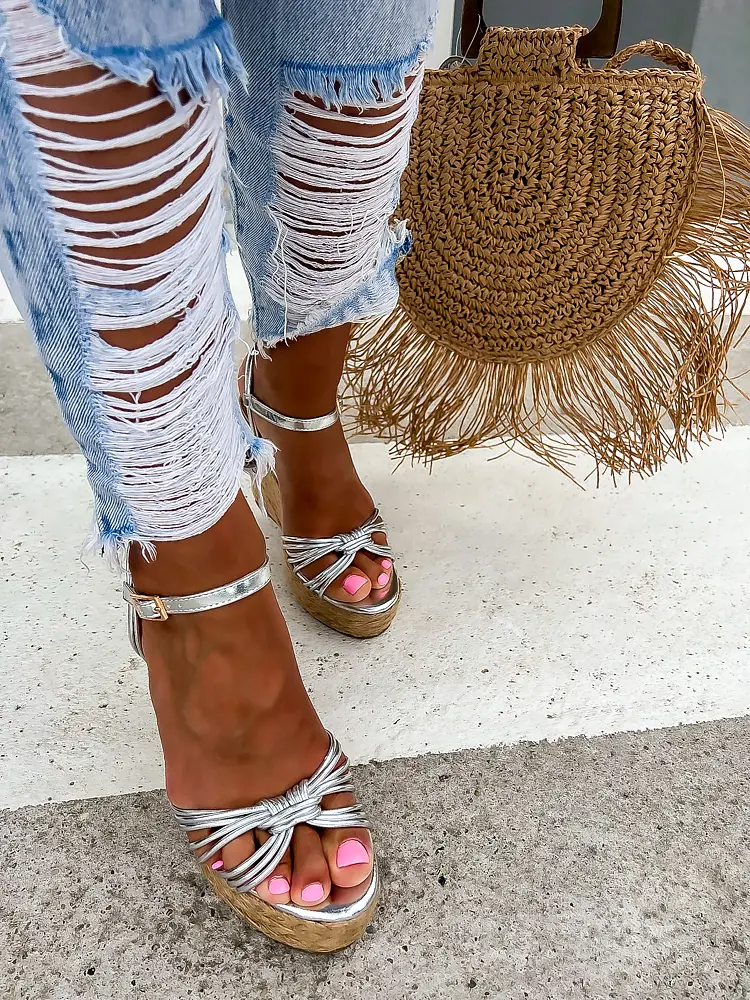 Ultraľahké platformové sandále JORDYN- - next