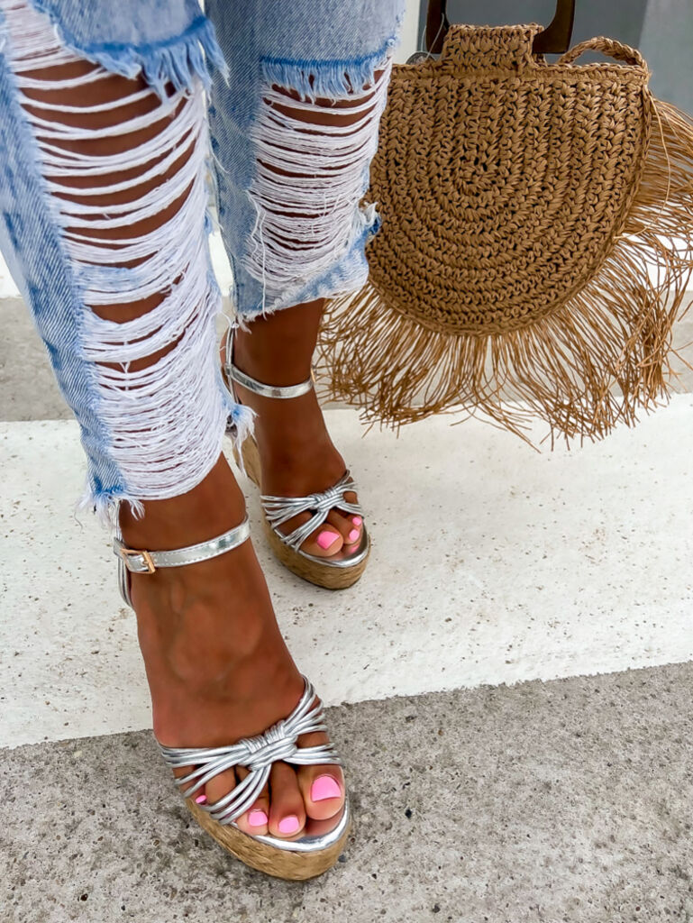 Ultraľahké platformové sandále JORDYN+ - next