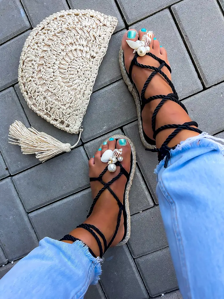 Sandále na viazanie MINDYNA- - next