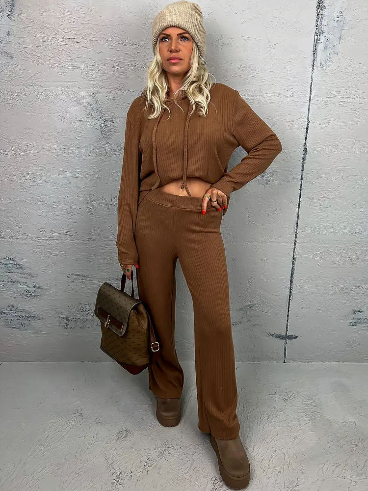 Športový dámsky komplet ANIYAH - next