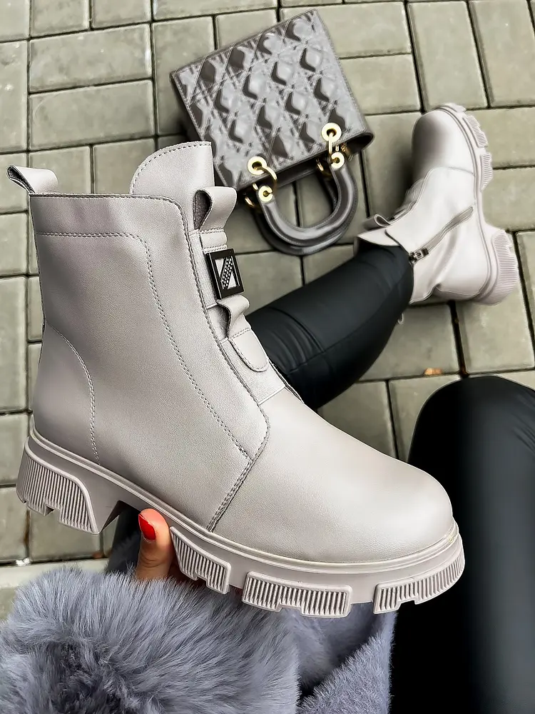 Sivé dámske čižmy DYTA