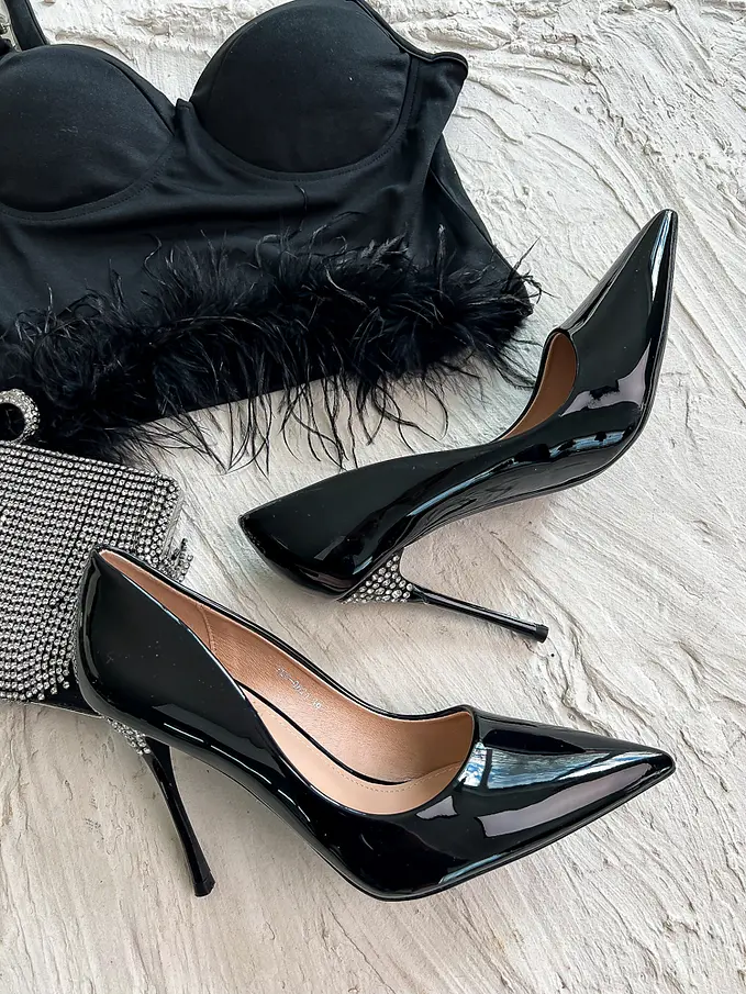 Elegantn Lakovan Lodi ky CARLA Starstyle sk