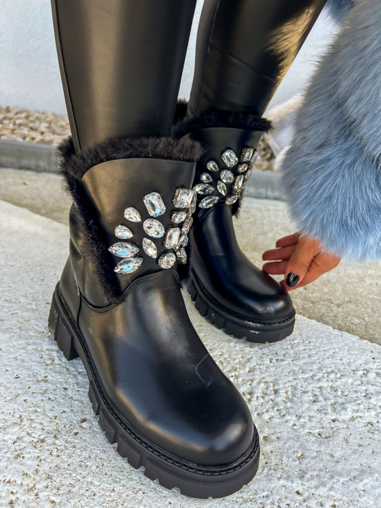 Členkové čižmy zdobené kamienkami LONDON+ - next