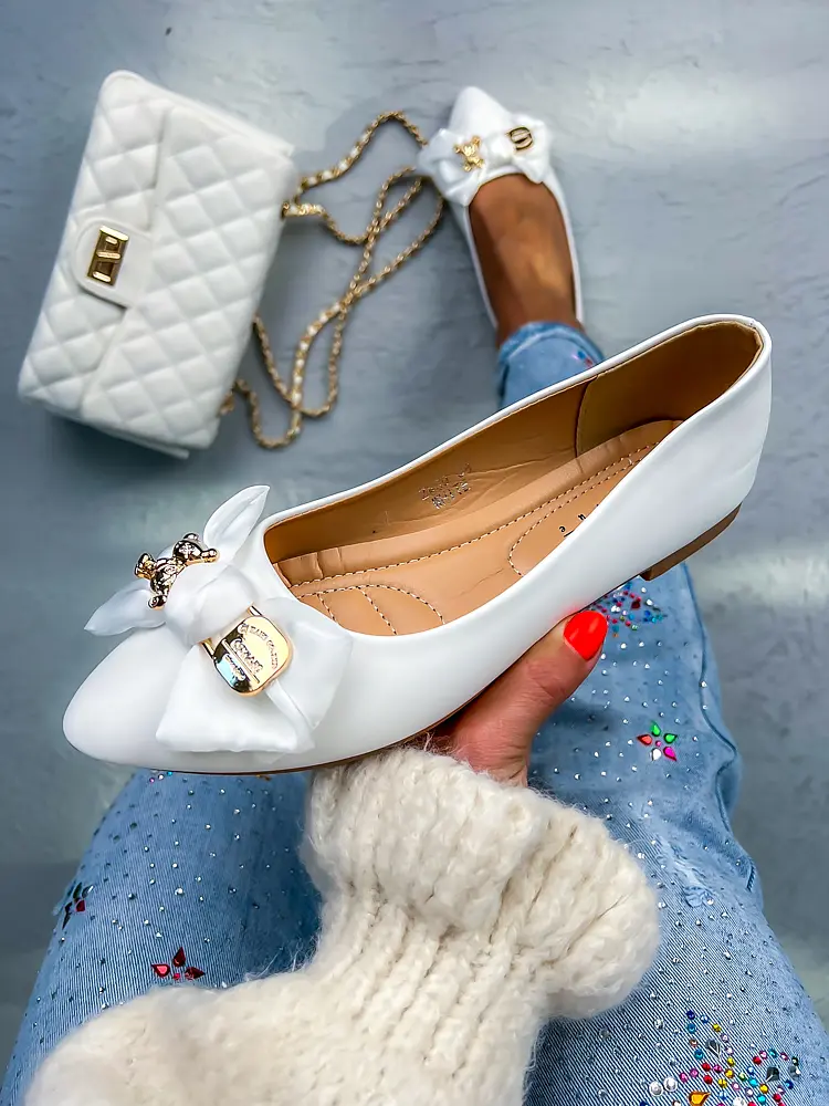 Elegantné biele balerínky DELPHINE