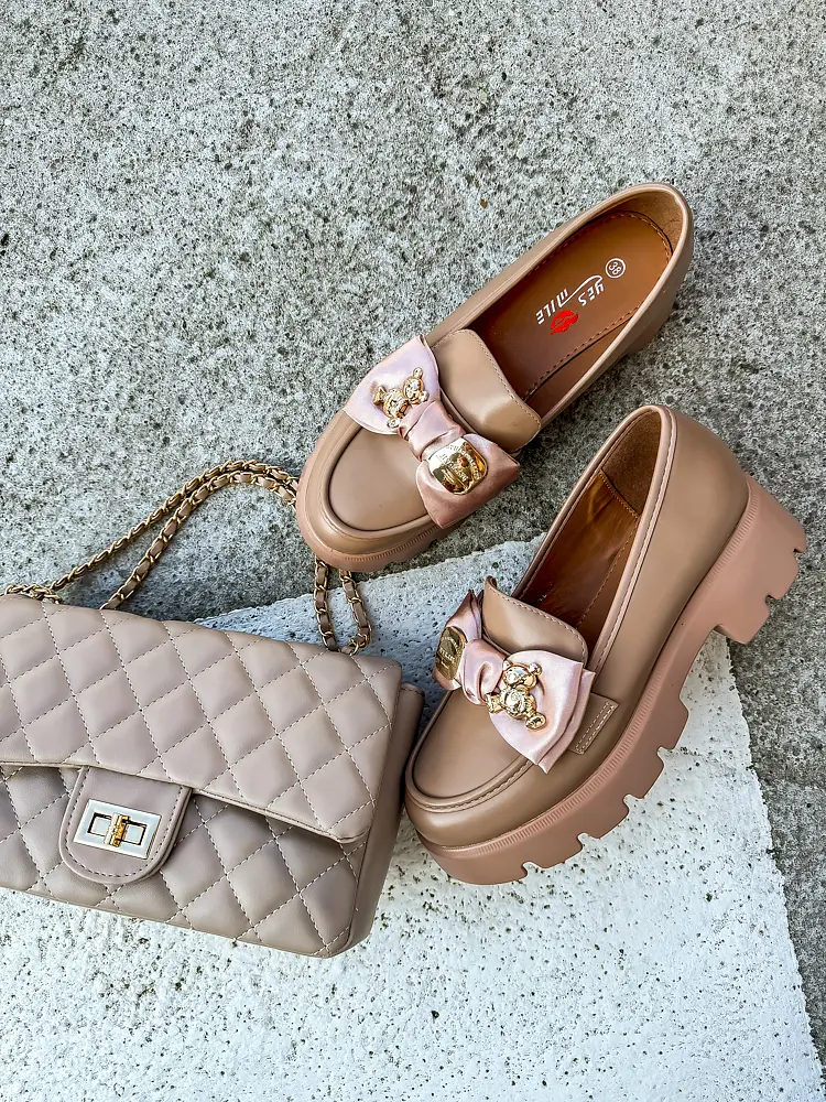 Béžové dámske mokasíny LAURA+ - next