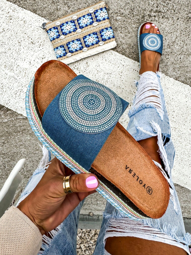 Denim šľapky zdobené kamienkami DORITA+