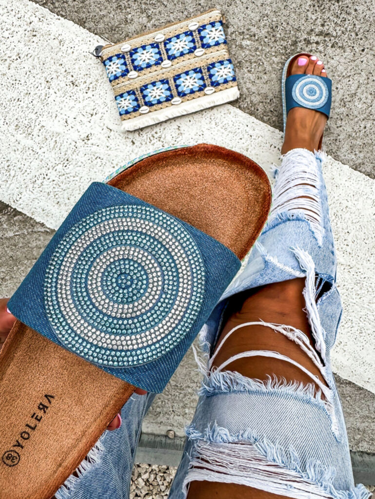 Denim šľapky zdobené kamienkami DORITA+ - next