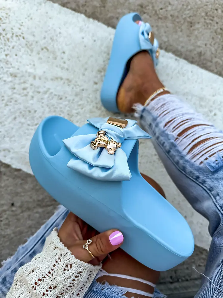 Platformové šľapky so zlatou ozdobou PEPPER+ - next