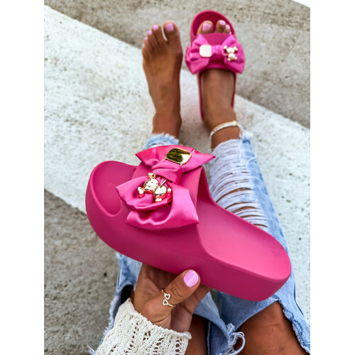 Platformové šľapky so zlatou ozdobou PEPPER+ veľkosť: 38