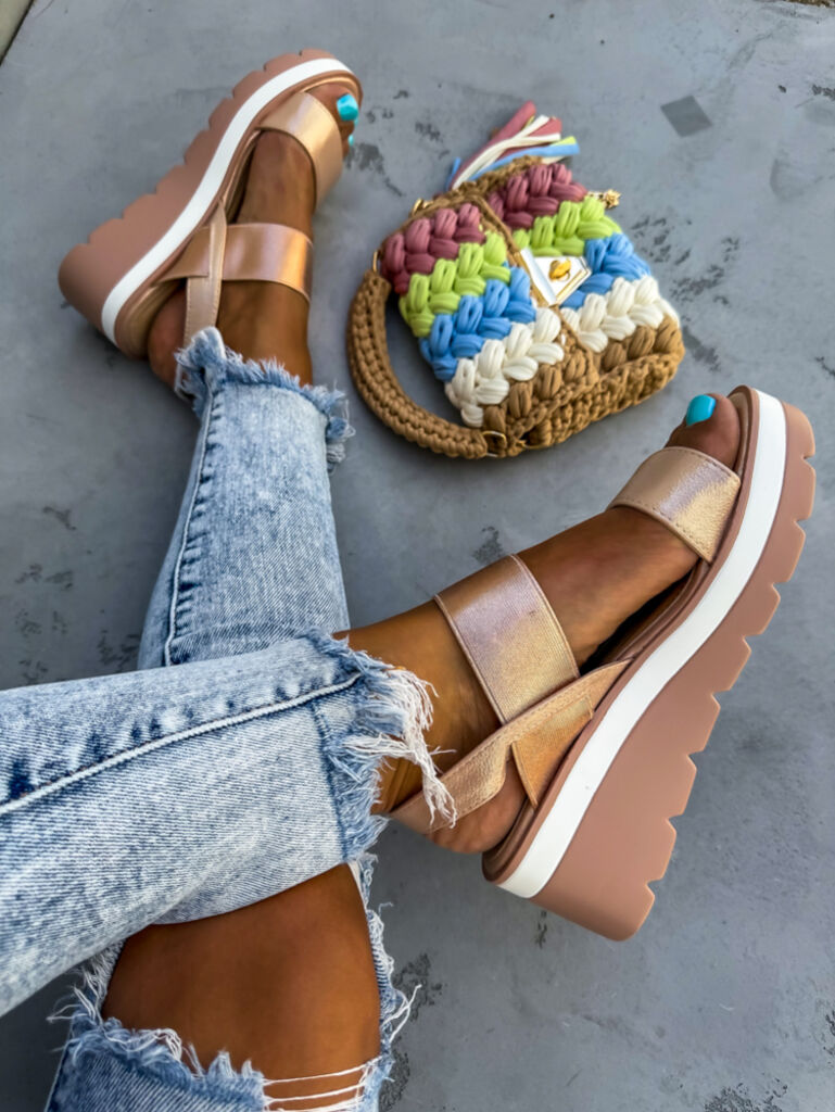 Šampanské sandále na vysokej podrážke KARENA+