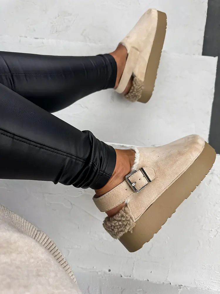 Teplé semišové papuče KARLA- - next