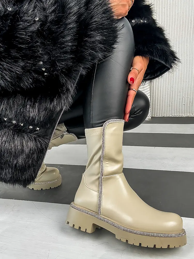 Členkové čižmy so striebornou ozdobou MADINA- - next