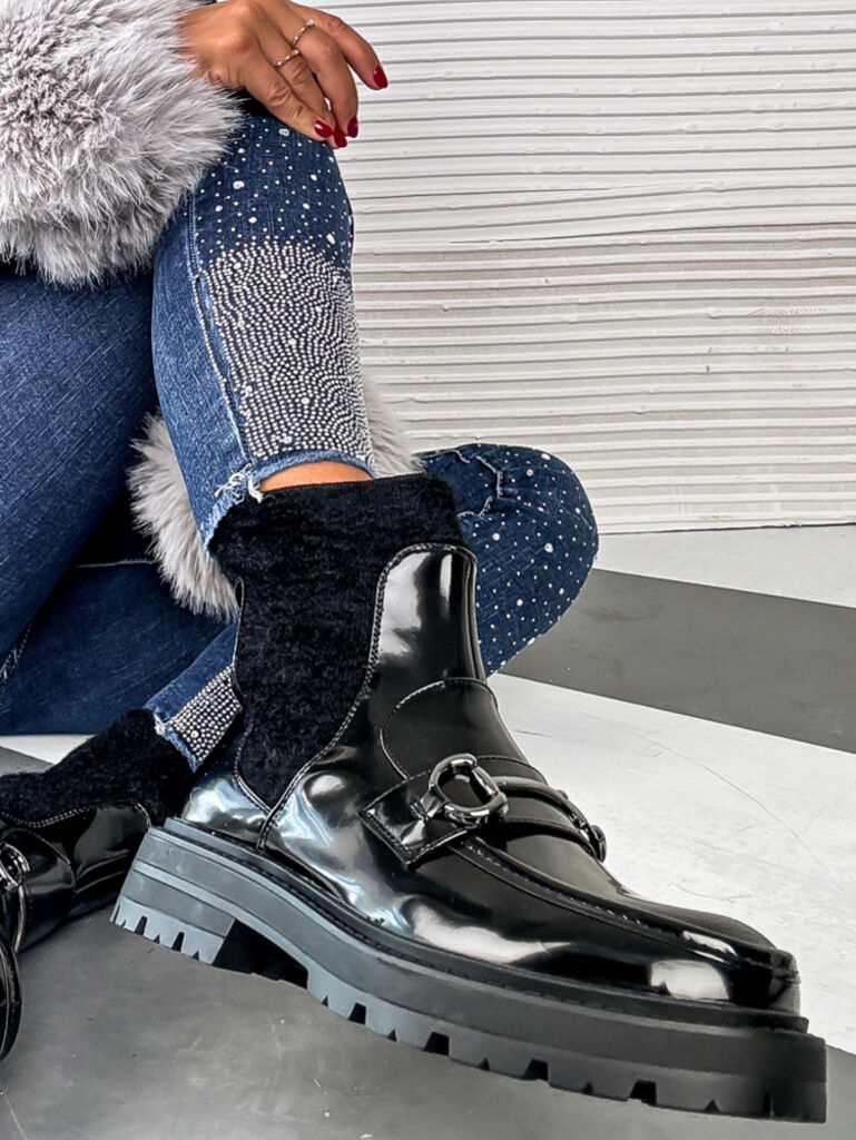 Čierne lakované členkové čižmy MIRANDA+ - next