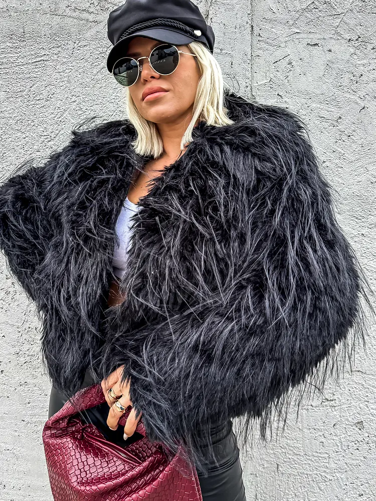 Krátka kožušinková dámska bunda IZZIE