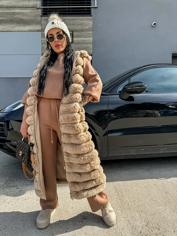 Dlhá kožušinová vesta s kapucňou SHARNEL