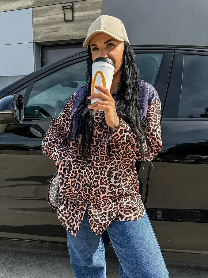 Extravagantná saténová leopardia košeľa PIXIE+ | Starstyle.sk