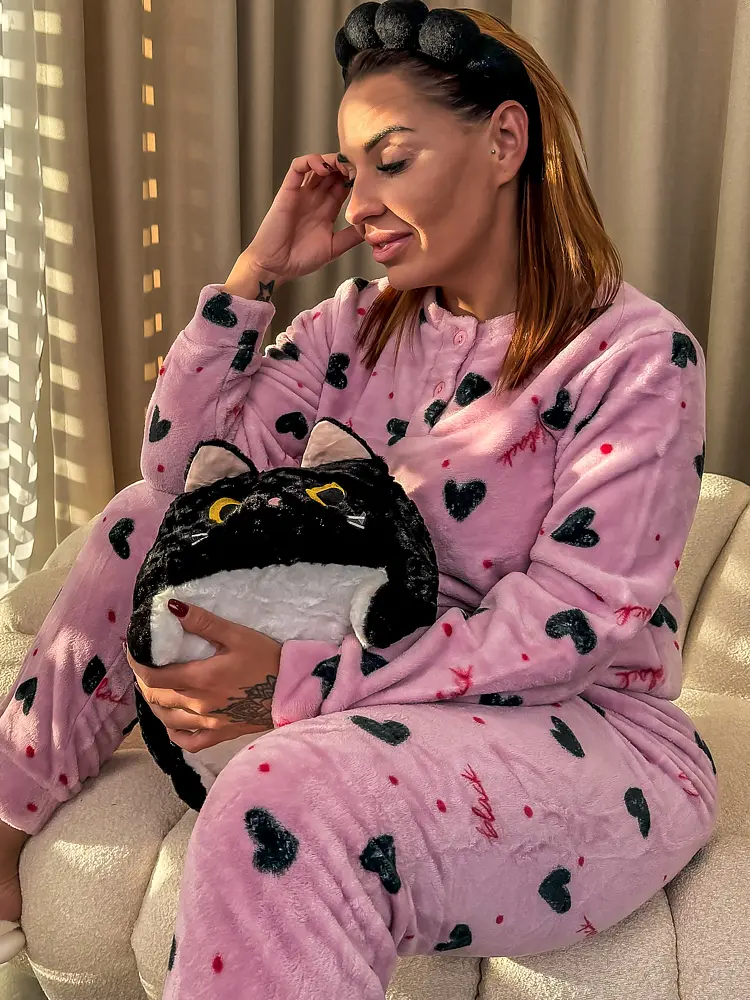 Dámske flísové pyžamo BLACK HEARTS+