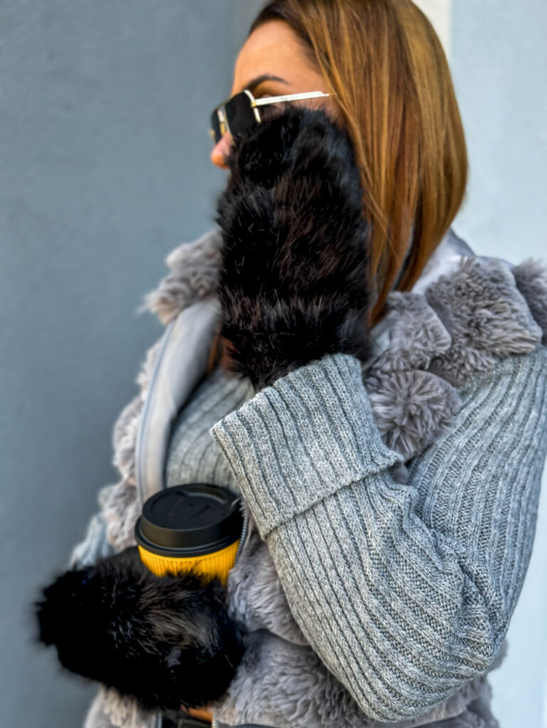 Teplé dámske rukavice+ - next