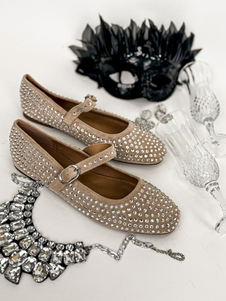 Balerínky so striebornými ozdobami ZOLA+ - next