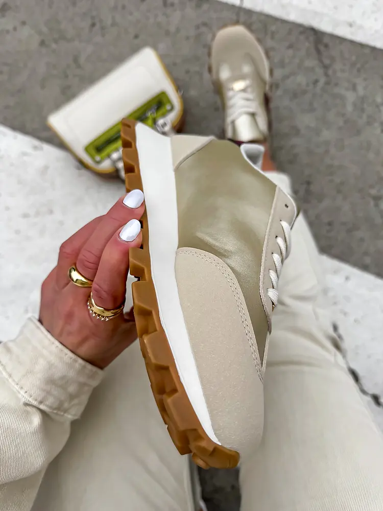 Dámske tenisky so zlatým doplnkom JILIAN - next