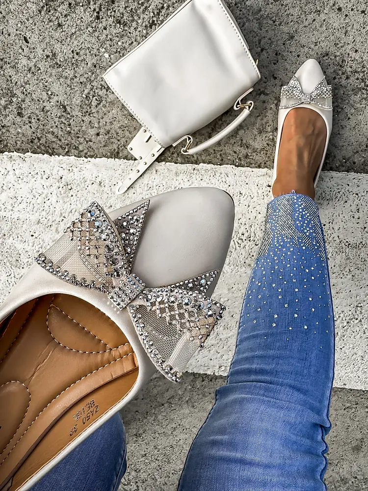 Balerínky zdobené kamienkami MARIELLA-