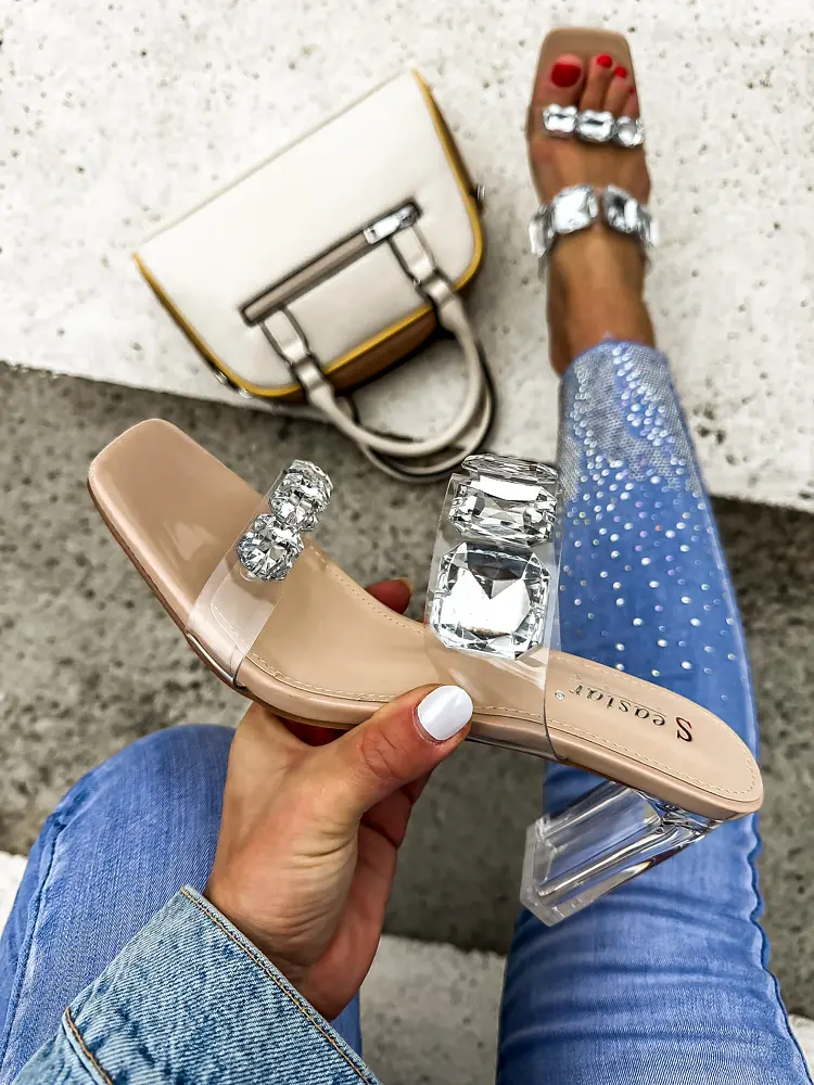 Transparentné sandále zdobené kamienkami MIRELLA- - next