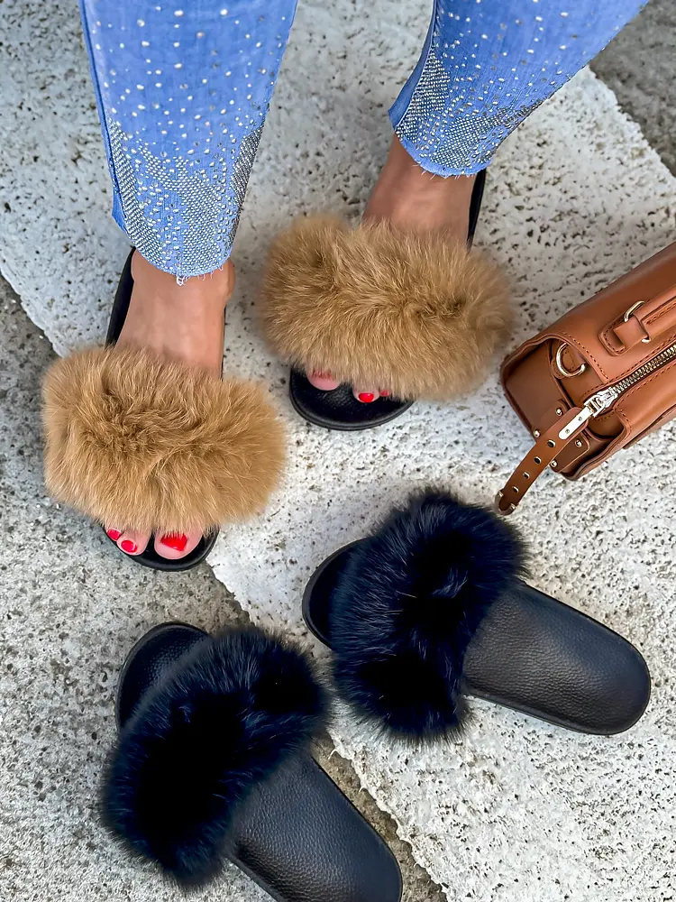 Chlpaté dámske šľapky ROMILA - next