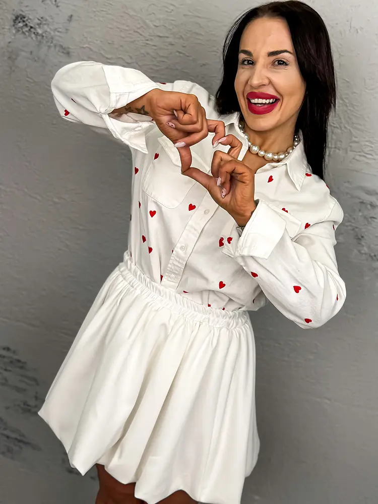 Denim košeľa s vyšívanými srdiečkami MADDIE