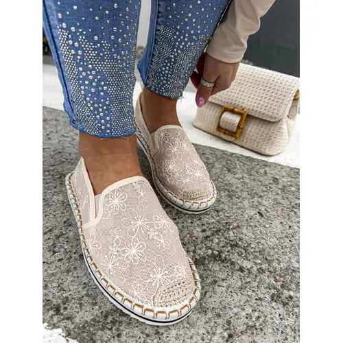 Vyšívané sieťované espadrilky VIVITA veľkosť: 37