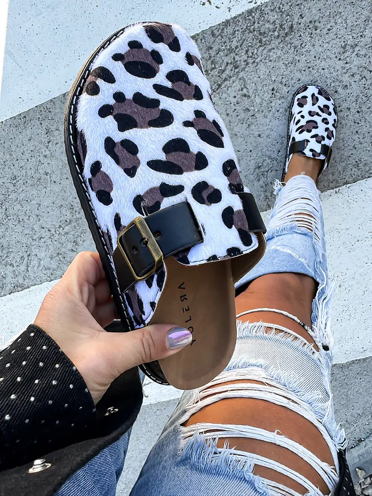 Vzorované šľapky PERDY-