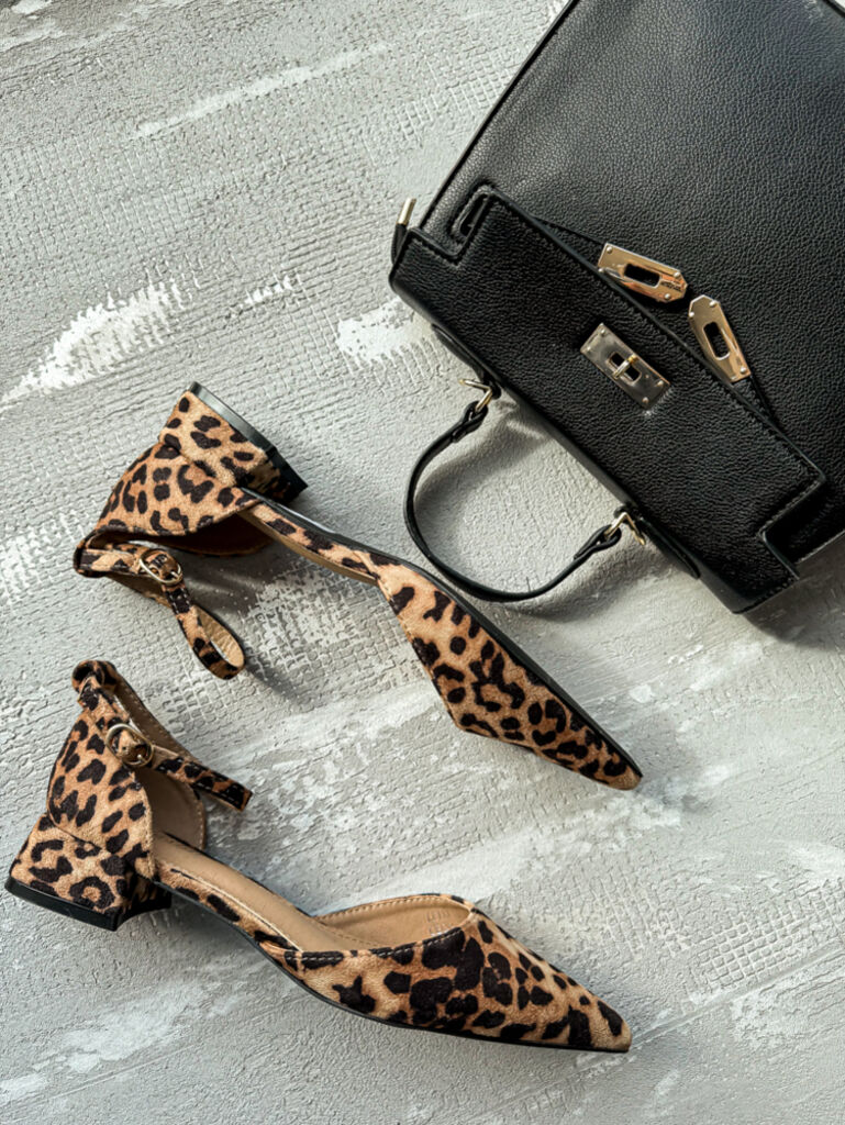 Leopardie sandále MILUNA