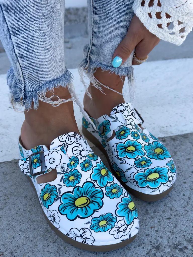 Vzorované zdravotnícke šľapky ANEMONE