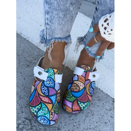 Vzorované zdravotnícke šľapky SPRING veľkosť: 39