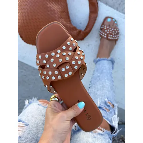 Šľapky zdobené striebornými kamienkami LAMIA veľkosť: 36