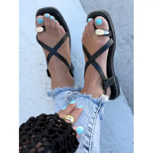 Čierne sandále so striebornou ozdobou SHARON veľkosť: 37