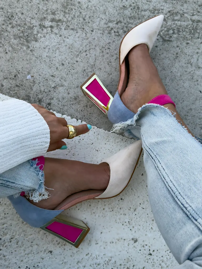 Pestrofarebné sandále CLARA- - next