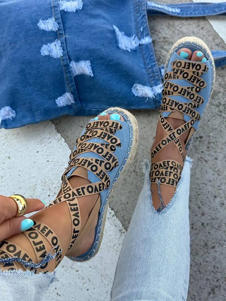 Dámske sandále na viazanie NOWA