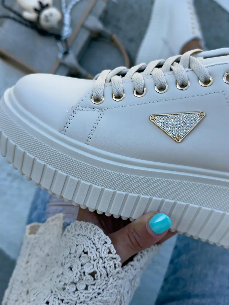 Platformové tenisky so zlatými detailmi MORISHA- - next