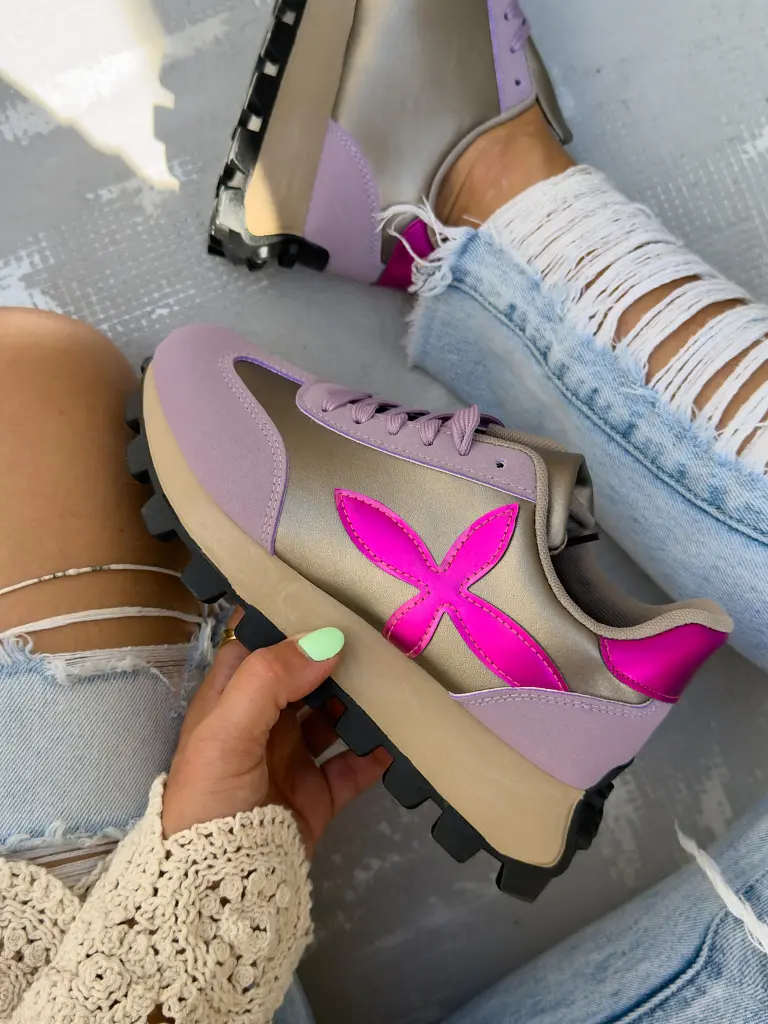 Dámske tenisky so zlatým doplnkom JILIAN