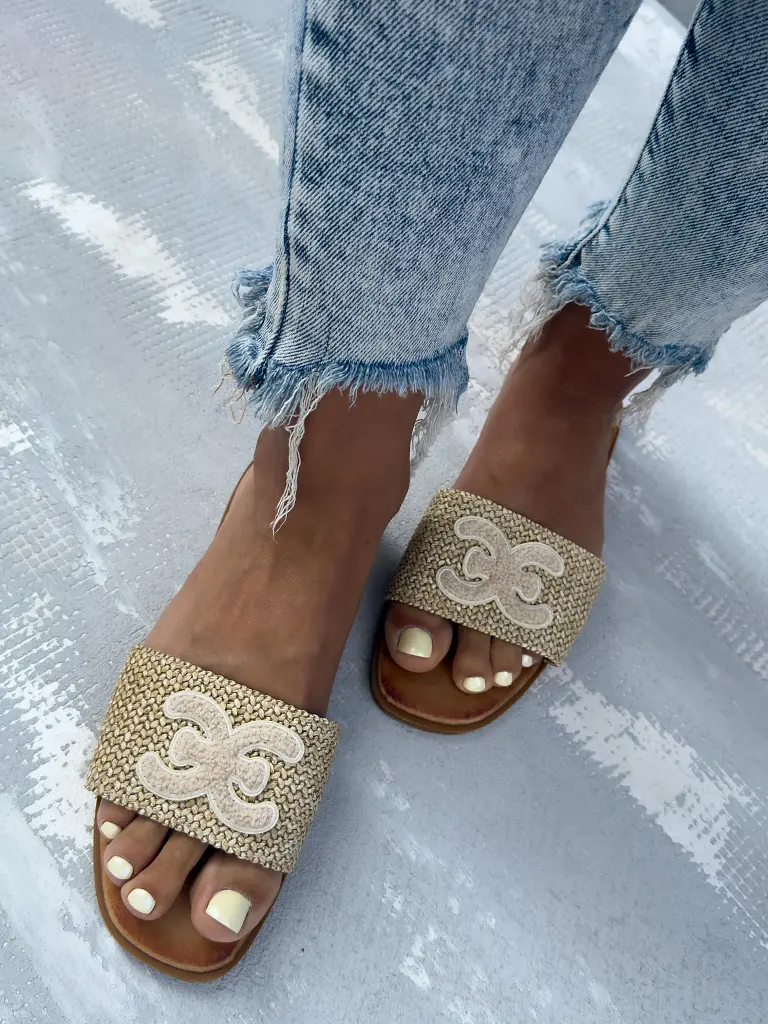 Béžové dámske šľapky DEBRA- - next