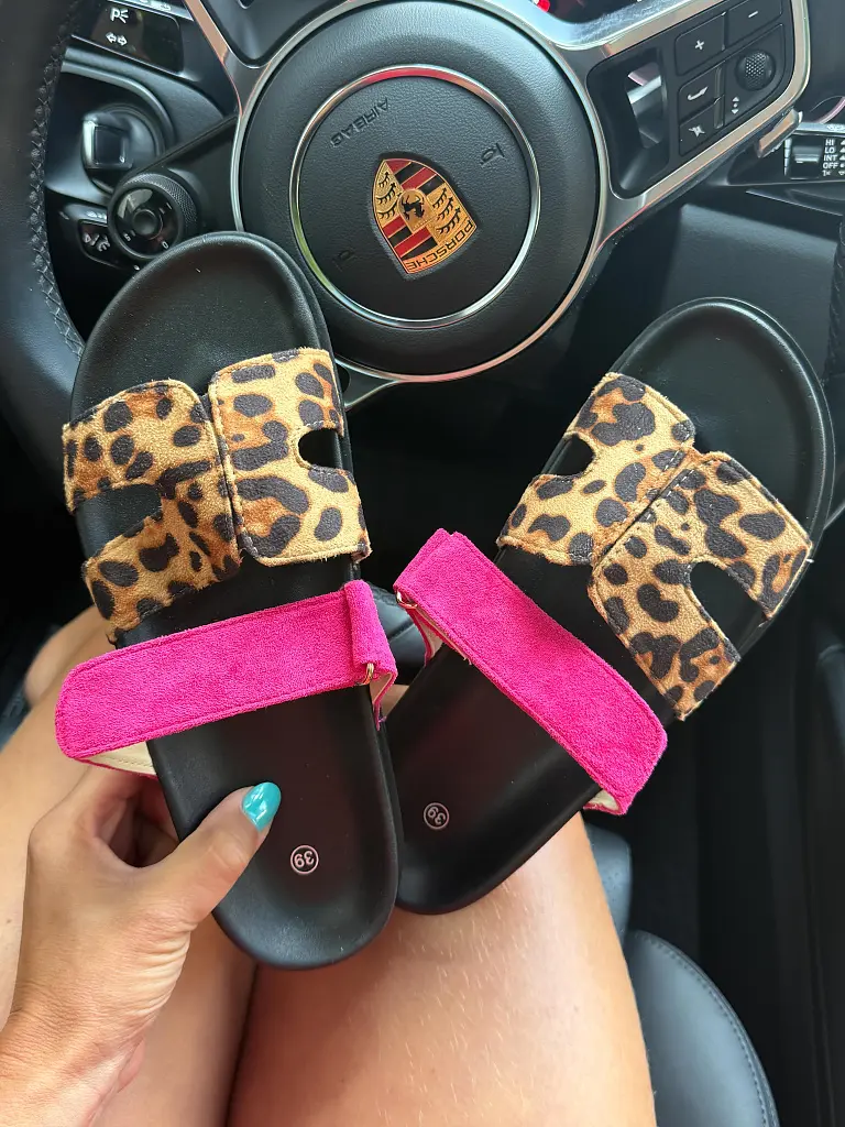 Dámske semišové šľapky MARTHA- - next