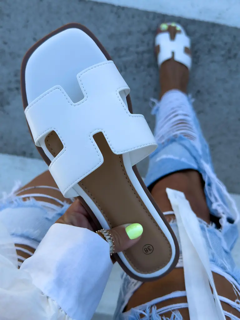 Biele dámske šľapky MEREDITH-