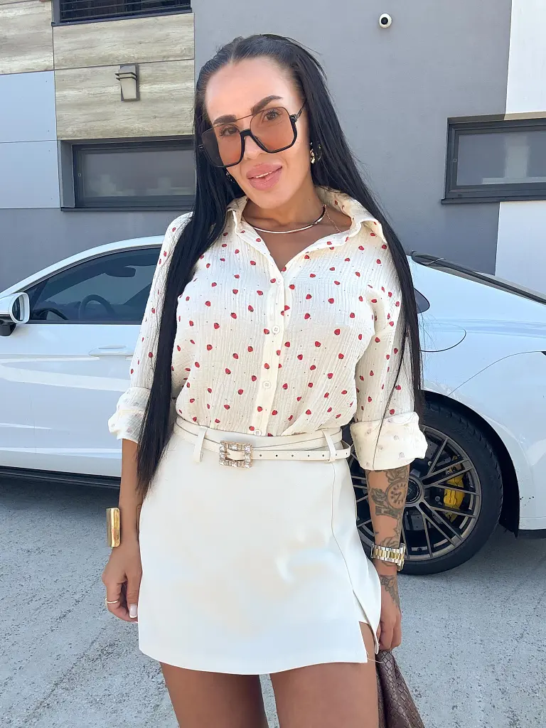 Dámska mušelínová blúzka s jahodami SHURI