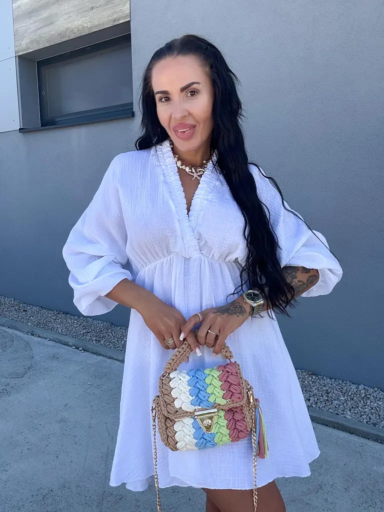 Biele mušelínové asymetrické šaty BRIENNE - next