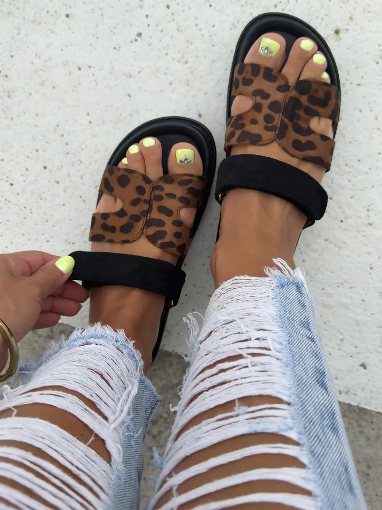 Leopardie dámske šľapky NEPTUNE - next