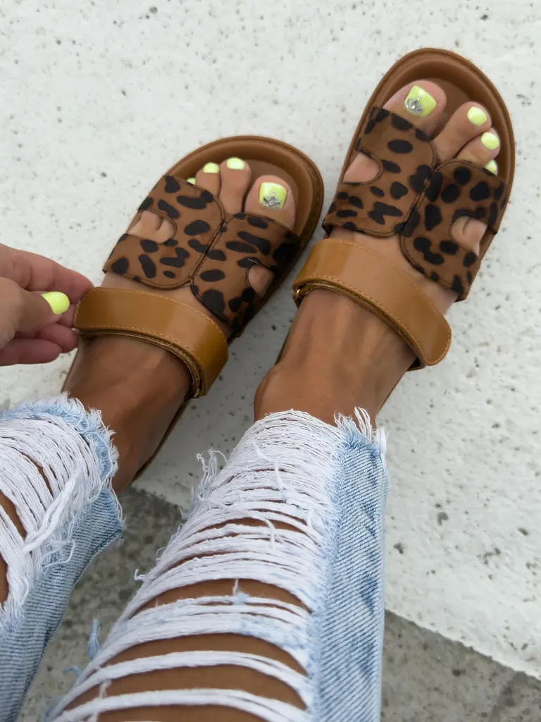 Leopardie dámske šľapky NEPTUNE-